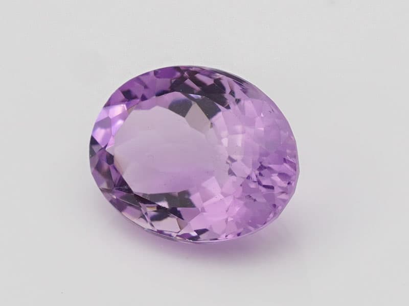 Certified Natural Amethyst Stone (Jamunia) 6.12 Carat (6.73 Ratti) Oval Shape - View #2
