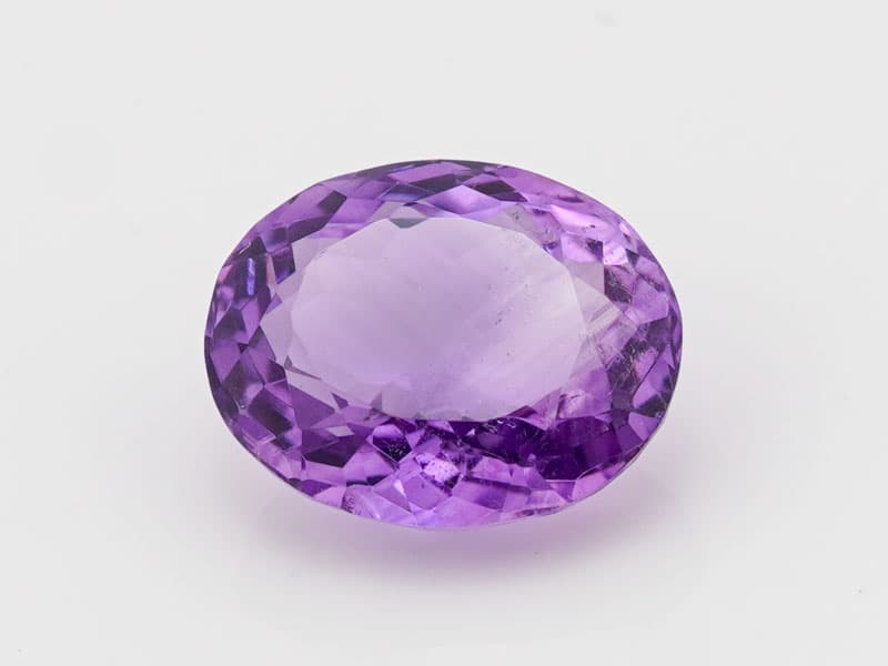 Certified Natural Amethyst Stone (Jamunia) 6.17 Carat (6.78 Ratti) Oval Shape - View #2