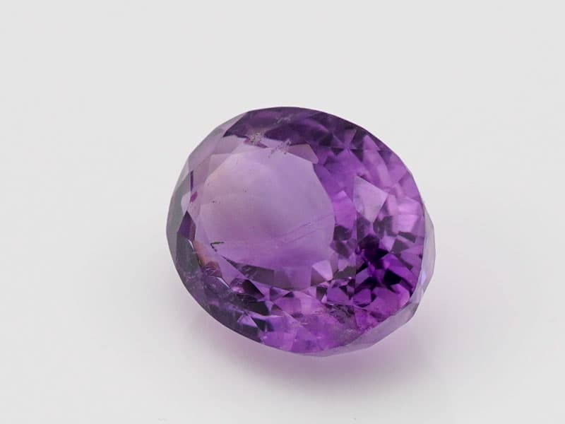 Certified Natural Amethyst Stone (Jamunia) 6.77 Carat (7.44 Ratti) Oval Shape - View #2