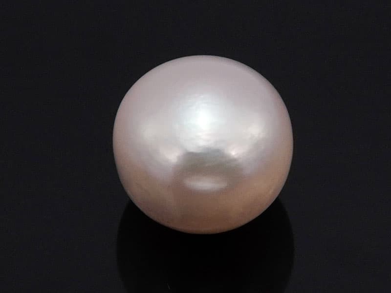 Cultured Pearl Stone (Moti Ratna) 5.72 Carat (6.29 Ratti) Round Button Shape