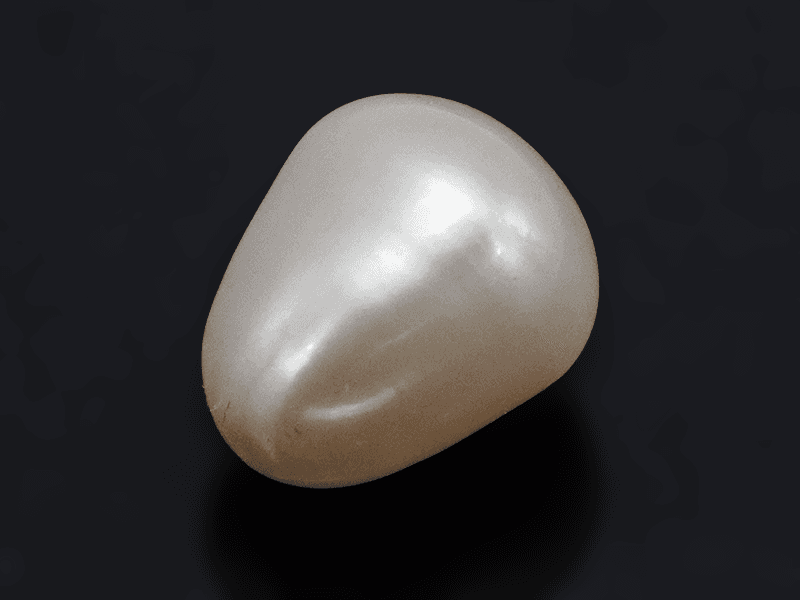 Keshi Pearl Stone 4.60 Carat (5.05 Ratti) Moti Ratna Button Shape