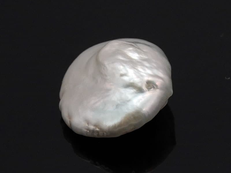 Keshi Pearl Stone 4.37 Carat (4.80 Ratti) Moti Ratna Baroque Shape