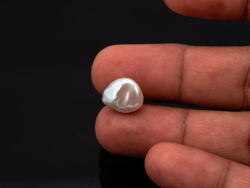 Keshi Pearl Stone 6.05 Carat (6.65 Ratti) Moti Ratna Baroque Shape - View #4