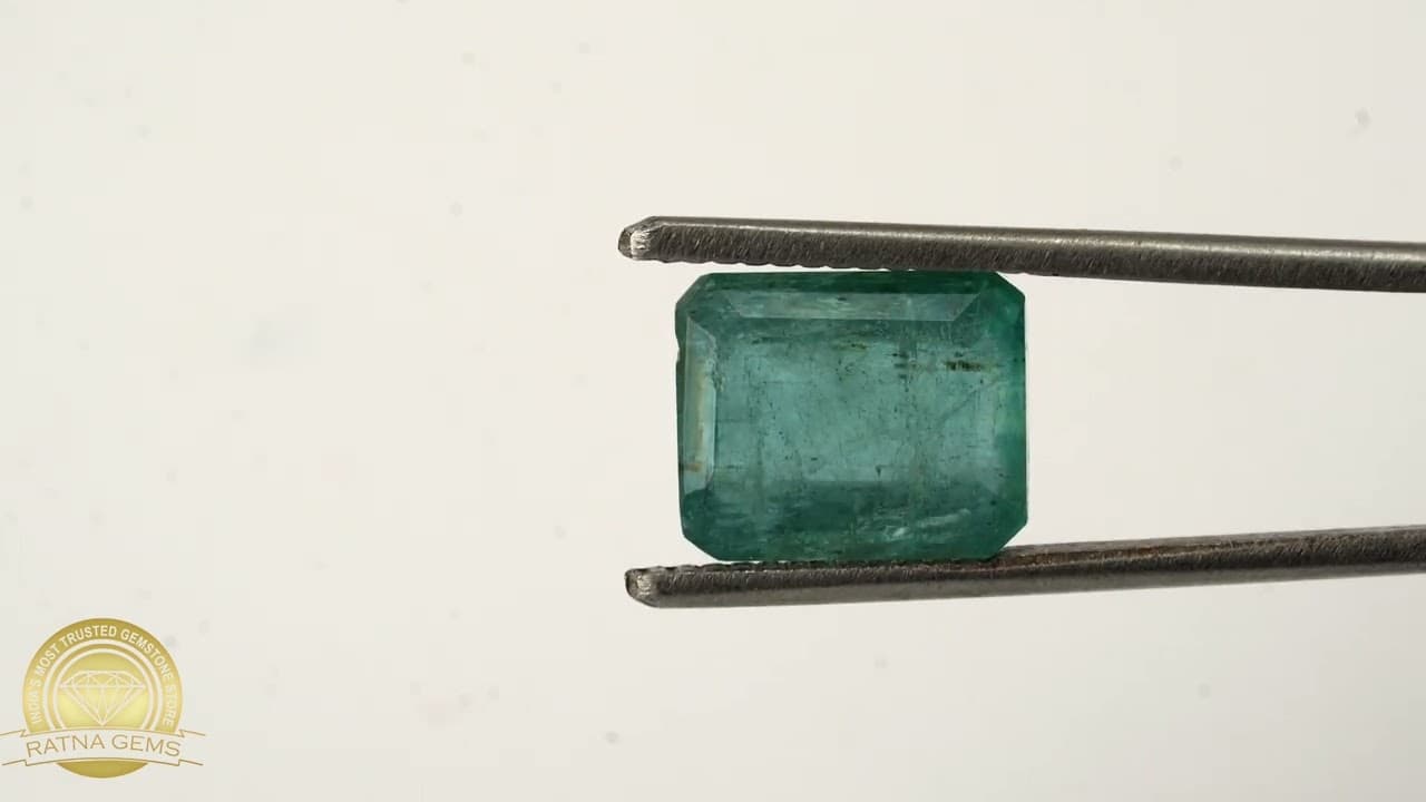 Official video preview: Zambian Emerald 4.05 Carat (4.45 Ratti) Panna Stone