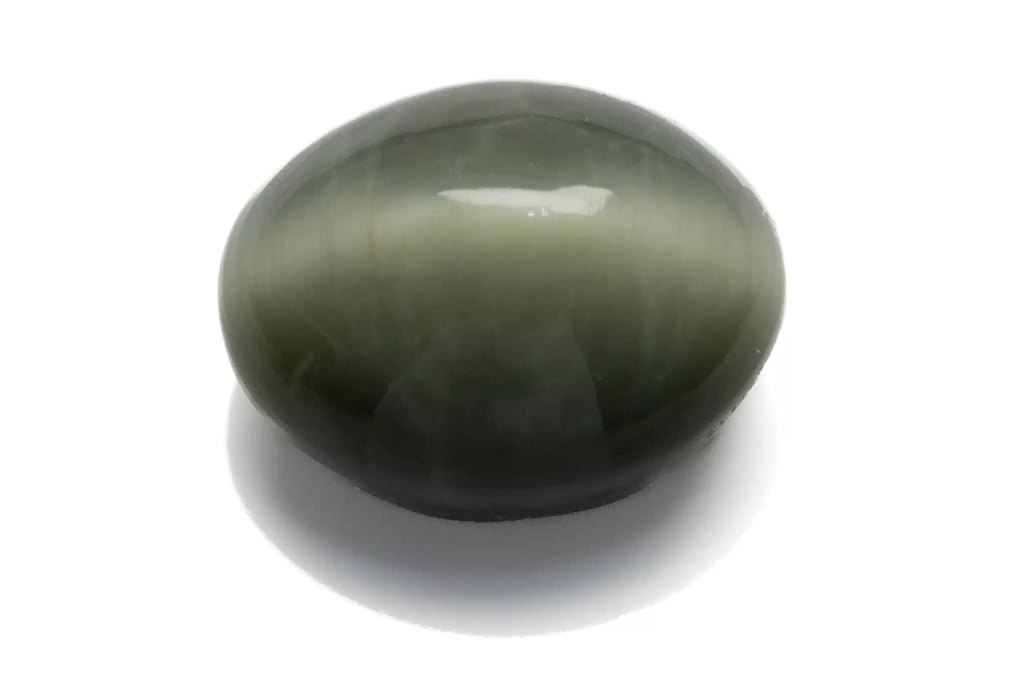 Cats Eye Gemstone 6.65 Carat (7.31 Ratti) - Lahsuniya Ratna - View #1