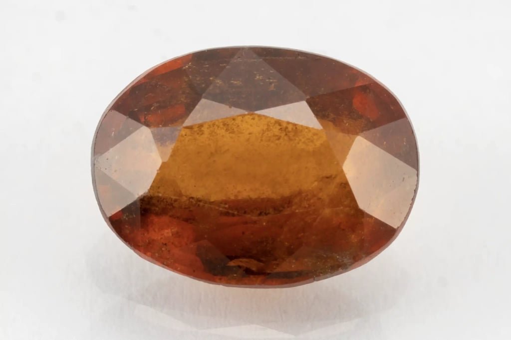 African Hessonite Gemstone 7.14 Carat (7.85 Ratti) Gomed Stone - View #1