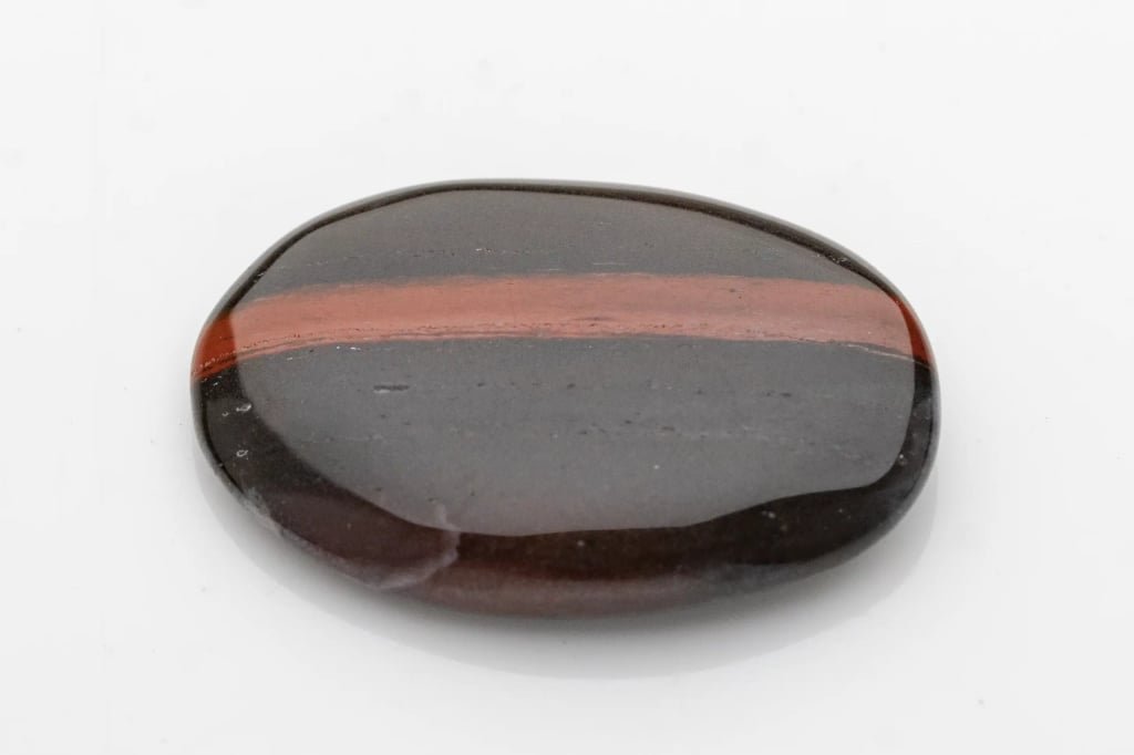 Natural Red Jasper Stone 9.35 Carat (10.27 Ratti) Oval Cabochon
