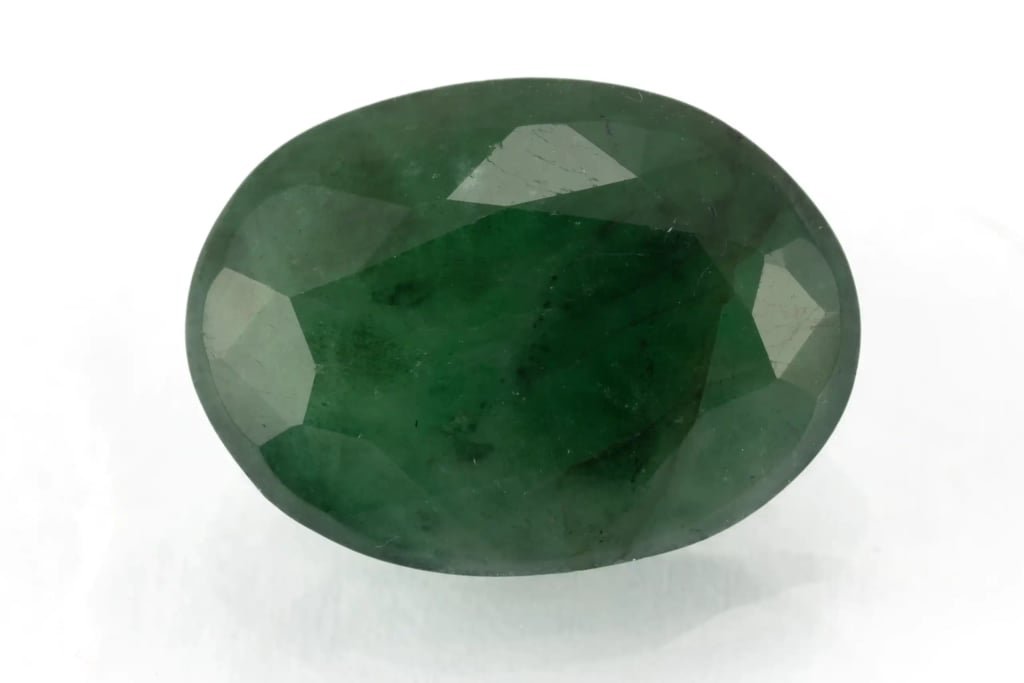 Brazilian Emerald 5.70 Carat (6.26 Ratti) – Panna Stone - View #1