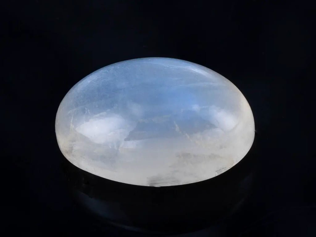Natural Ceylon Blue Moonstone (Chandramani) 6.57 Carat (7.22 Ratti) Oval Cabochon - View #1