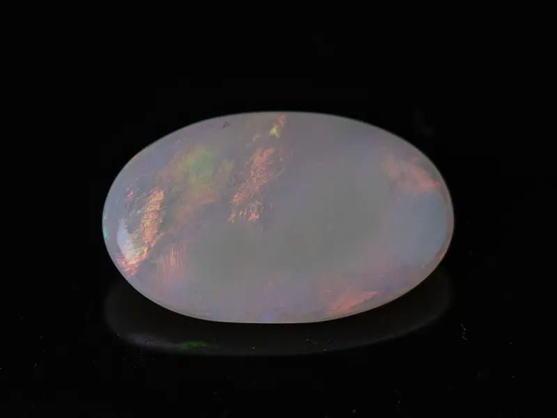 Australian White Opal (Doodhiya Patthar) 3.50 Carat (3.85 Ratti) — Rainbow Fire / Play-of-Colour - View #1