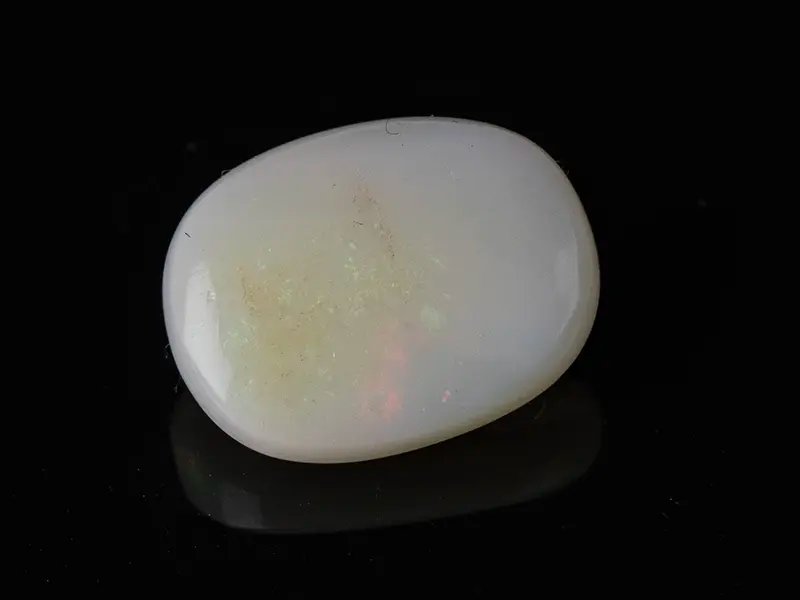 Australian White Opal (Doodhiya Patthar) 4.87 Carat (5.35 Ratti) — Rainbow Fire / Play-of-Colour - View #1