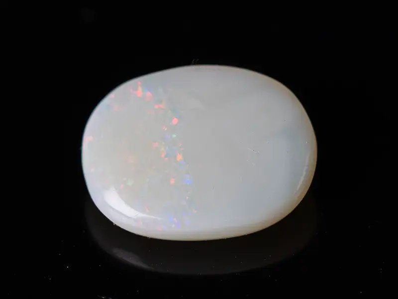 Australian White Opal (Doodhiya Patthar) 6.54 Carat (7.19 Ratti) — Rainbow Fire / Play-of-Colour - View #1