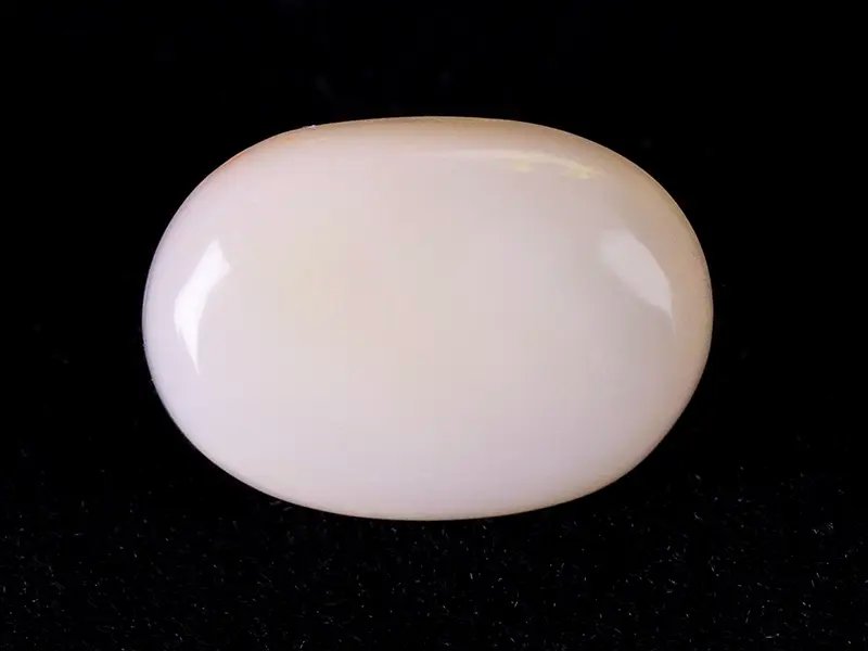 Australian Milky Opal (Doodhiya Patthar) 3.70 Carat (4.07 Ratti) — Solid White - View #1