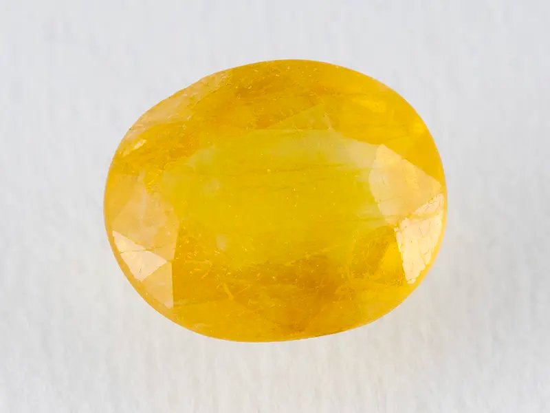 Bangkok yellow sapphire (Pukhraj) 4.27 Carat (4.69 Ratti)