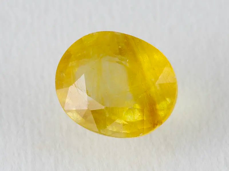 Bangkok yellow sapphire (Pukhraj) 4.78 Carat (5.25 Ratti)