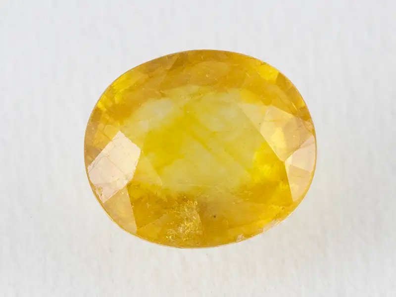 Bangkok yellow sapphire (Pukhraj) 4.9 Carat (5.38 Ratti)