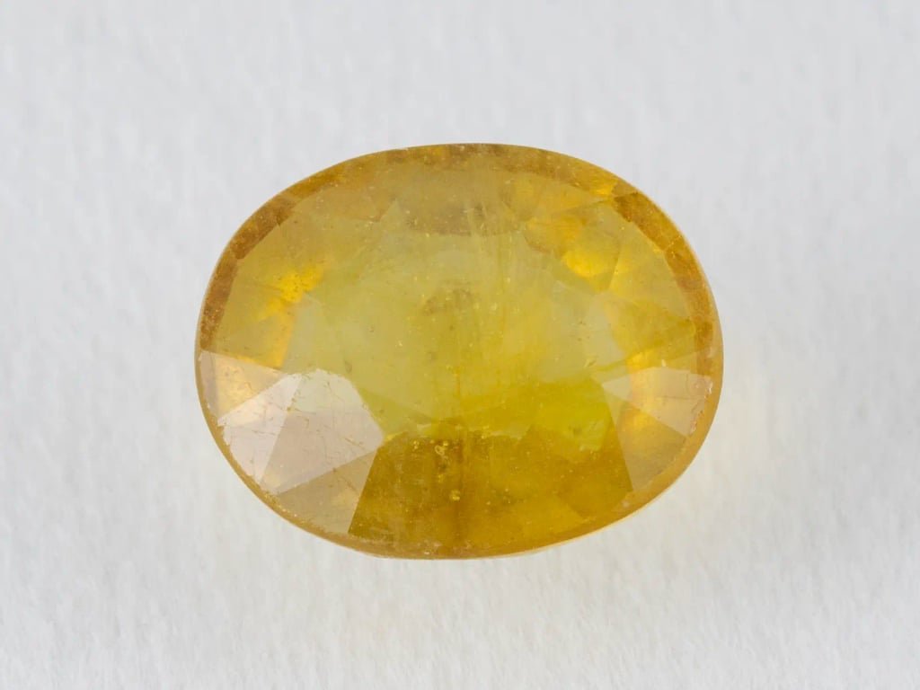 Bangkok yellow sapphire (Pukhraj) 5.48 Carat (6.02 Ratti)