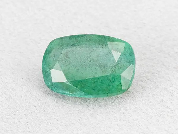 Zambian Emerald (Panna) 4.33 Carat (4.76 Ratti)