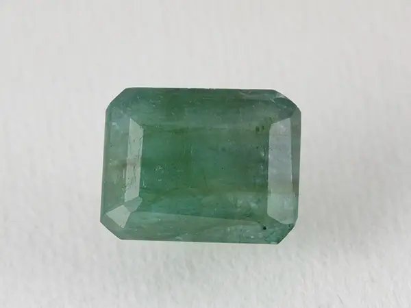 Zambian Emerald 5.42 Carat (5.96 Ratti) Panna Stone