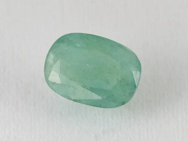 Zambian Emerald 6.45 Carat (7.09 Ratti) Panna Stone