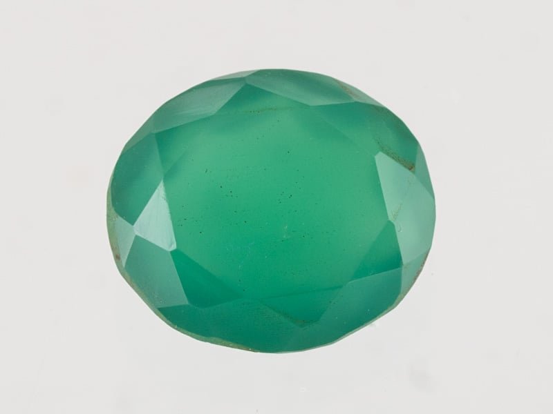 Onyx Stone (Onex Ratna) 4.55 Carat (5.00 Ratti) Oval Cut