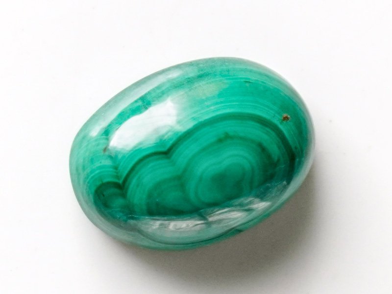 Natural African Malachite Stone (Danaamal) 10.80 Carat (11.87 Ratti) Oval Cabochon