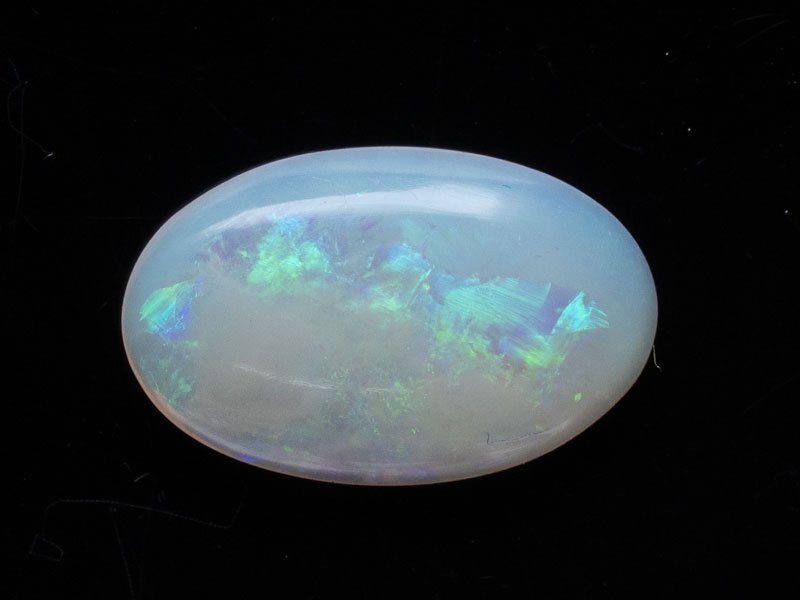 Australian White Opal (Doodhiya Patthar) 2.59 Carat (2.85 Ratti) — Rainbow Fire / Play-of-Colour