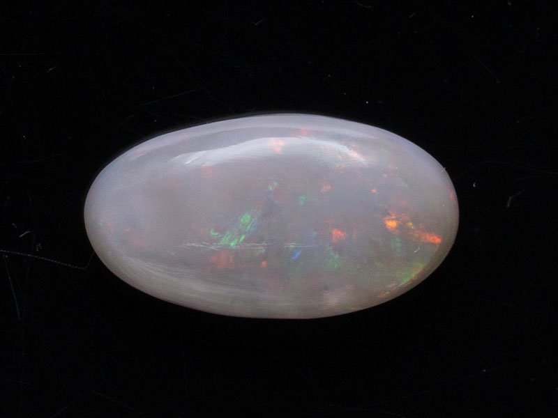 Australian White Opal (Doodhiya Patthar) 3.27 Carat (3.59 Ratti) — Rainbow Fire / Play-of-Colour