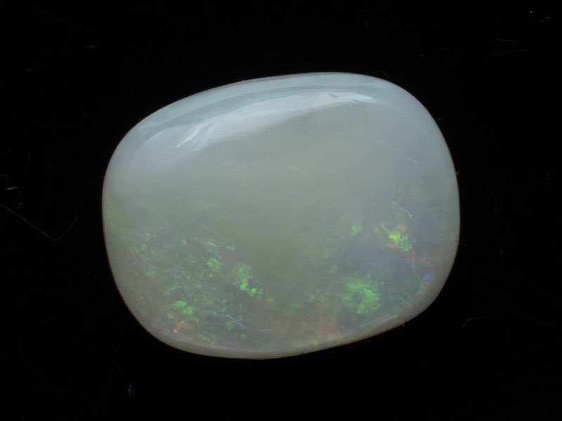 Australian White Opal (Doodhiya Patthar) 4.36 Carat (4.79 Ratti) — Rainbow Fire / Play-of-Colour