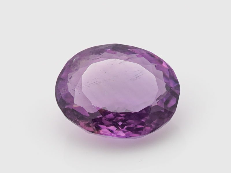 Certified Natural Amethyst Stone (Jamunia) 6.13 Carat (6.74 Ratti) Oval Shape