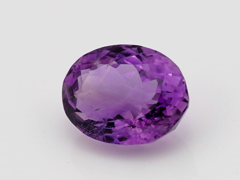 Certified Natural Amethyst Stone (Jamunia) 6.77 Carat (7.44 Ratti) Oval Shape
