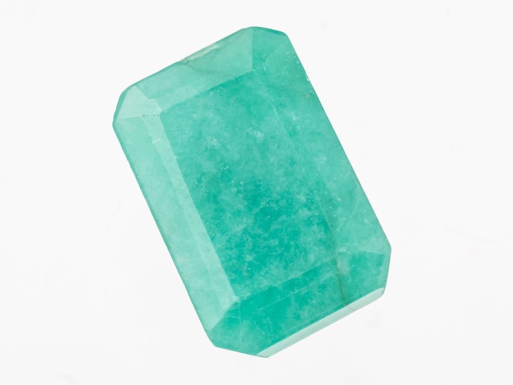Brazilian (Sapota) Emerald (Panna) 7.04 Carat (7.74 Ratti) Octagon Mixed Cut