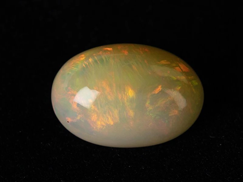 Ethiopian Welo Opal (Doodhiya Patthar) 10.02 Carat (11 Ratti) — Strong Fire / Play-of-Colour