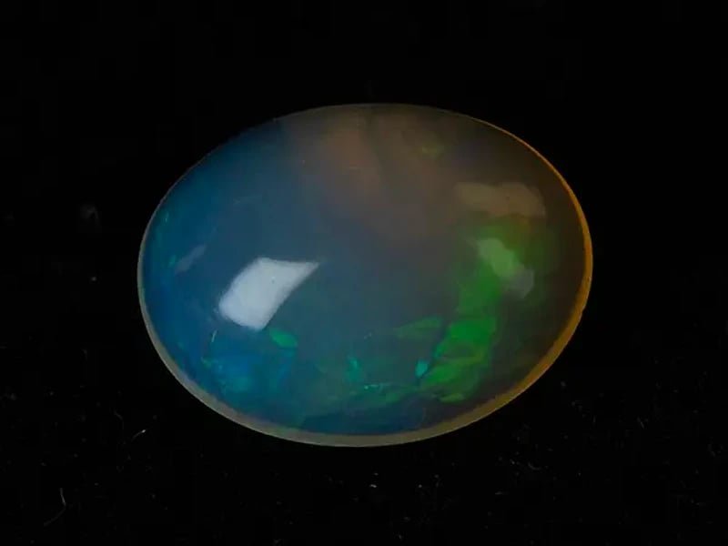 Ethiopian Welo Opal (Doodhiya Patthar) 4.10 Carat (4.51 Ratti) — Strong Fire / Play-of-Colour - View #1