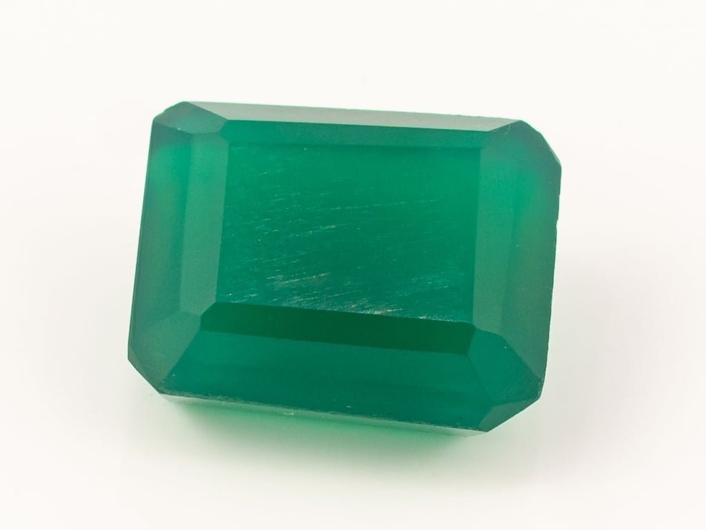 Green Onyx Stone Onex Ratna 9.05 carat, top view octagon step cut