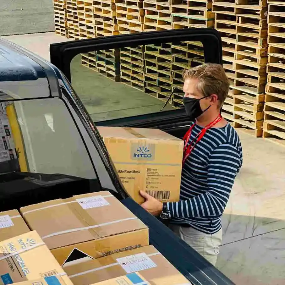 Shipping and Delivery Policy 1 A securely packaged box representing the safe transportation of Ratna Gems products.
