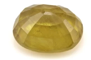 Back view of Yellow Sapphire (Pukhraj) 6.800 Carat (7.48 Ratti) - Bangkok