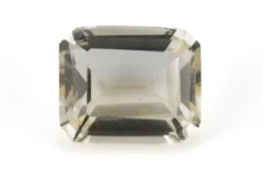 Citrine Stone 4.35 Carat - 4.78 Ratti Sunela, lab-certified vibrant yellow Octagon Step Cut gemstone
