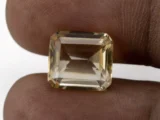 Stunning Natural Citrine (Sunela) 4.60 Carat/5.05 Ratti - Size Reference