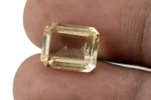 Stunning Natural Citrine (Sunela) 6.70 Carat/7.36 Ratti - Size Reference