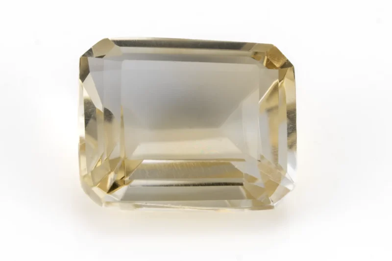 Citrine Stone 6.90 Carat - 7.58 Ratti Sunela, lab-certified vibrant yellow Octagon Step Cut gemstone
