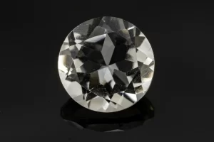 Lab-Certified Crystal Stone 4.40 Carat - 4.83 Ratti Sphatik