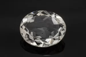 Lab-Certified Crystal Stone 4.48 Carat - 4.92 Ratti Sphatik