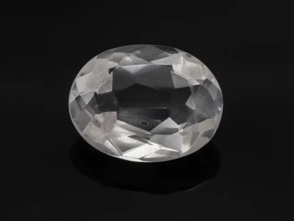 Crystal (Sfatik) 4.61 Carat / 5.07 Ratti - Front View