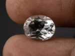 Crystal (Sfatik) 4.65 Carat / 5.11 Ratti - Size Reference