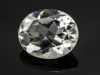 Lab-Certified Crystal Stone 4.65 Carat - 5.11 Ratti Sphatik