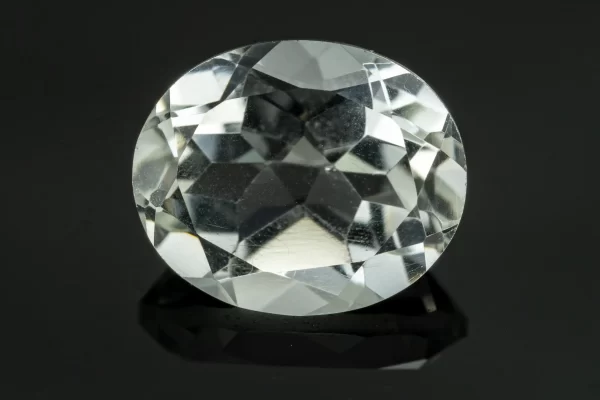 Crystal (Sfatik) 4.75 Carat / 5.22 Ratti - Front View