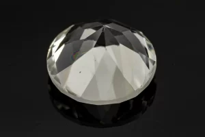 Crystal (Sfatik) 4.75 Carat / 5.22 Ratti - Back View