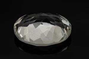 Crystal (Sfatik) 5.55 Carat / 6.10 Ratti - Back View