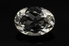 Lab-Certified Crystal Stone 5.55 Carat - 6.10 Ratti Sphatik